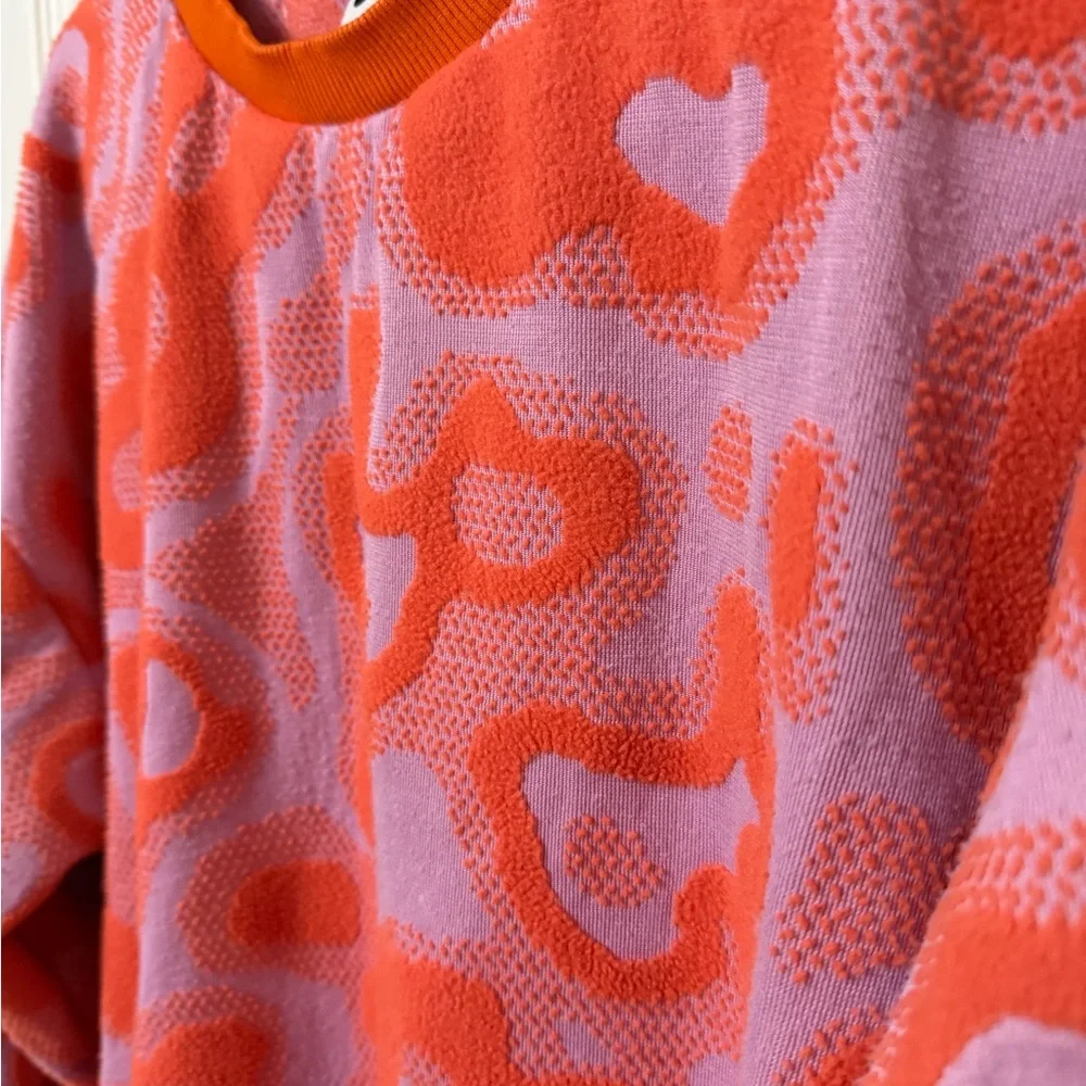 NIKE youth XL crewneck‎ leopard textured orange and pink